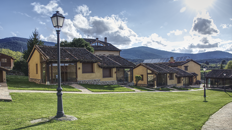 Jardin y edificios