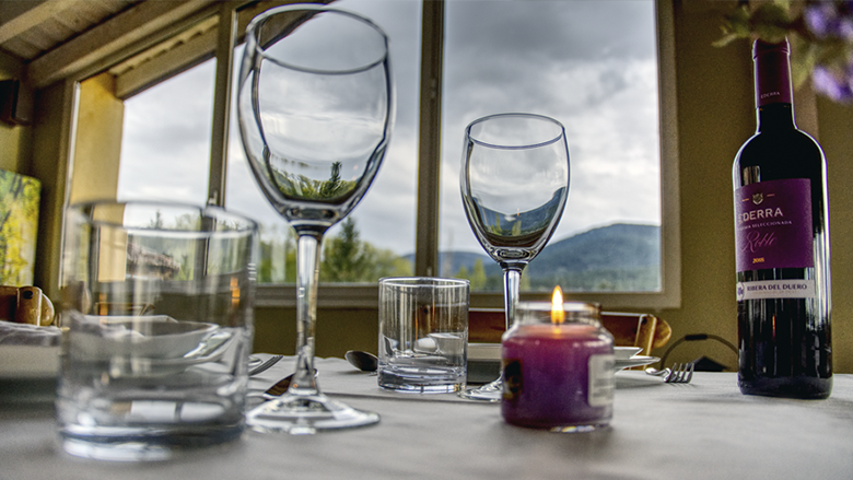 Vasos y vino