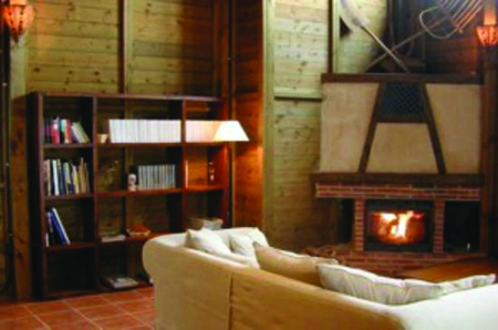 Sala con chimenea