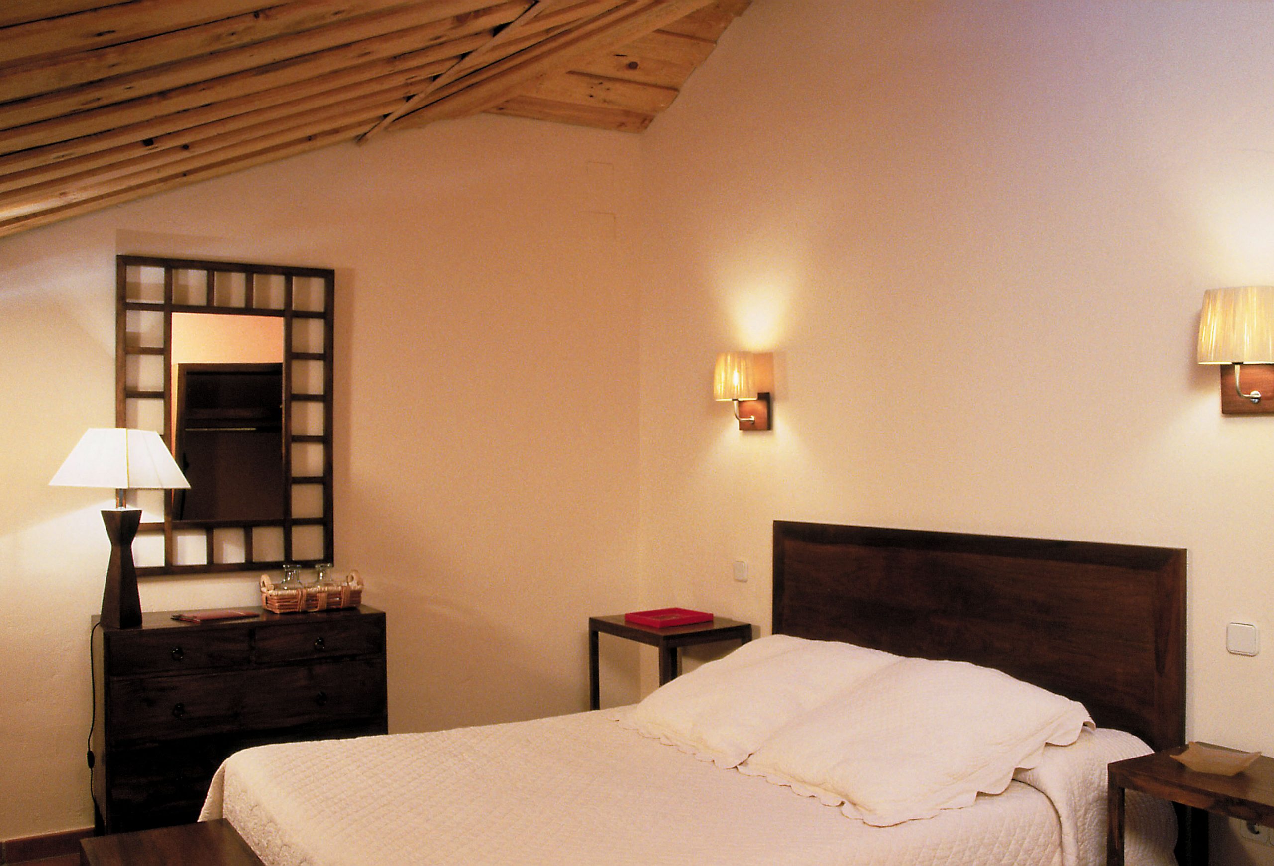 Cama
